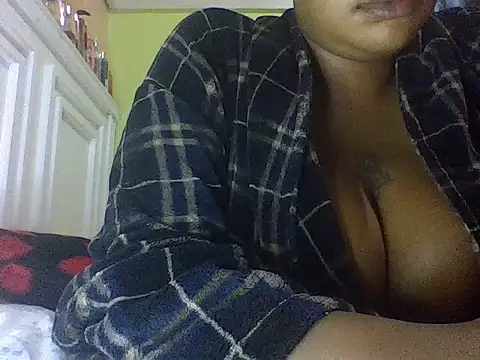 sexychubby22 online show from July 28, 8:34 pm