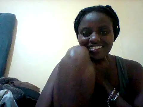 liligal online show from May 25, 7:46 pm