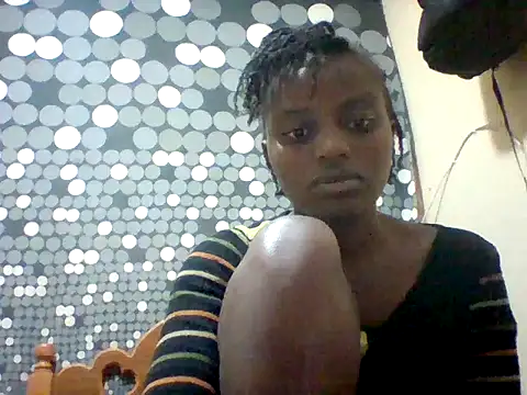 liligal online show from July 27, 4:09 am