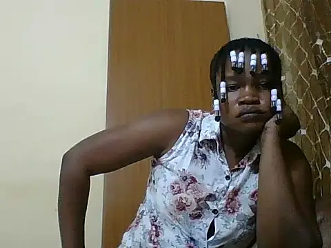 Beauty0001 online show from July 20, 3:36 pm