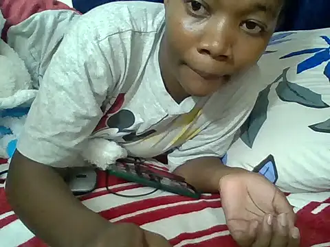 pretty bever online show from July 24, 2:31 am