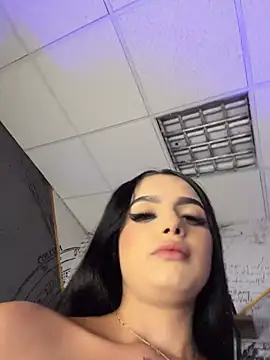 BustyAngelXXX online show from July 28, 2:24 pm
