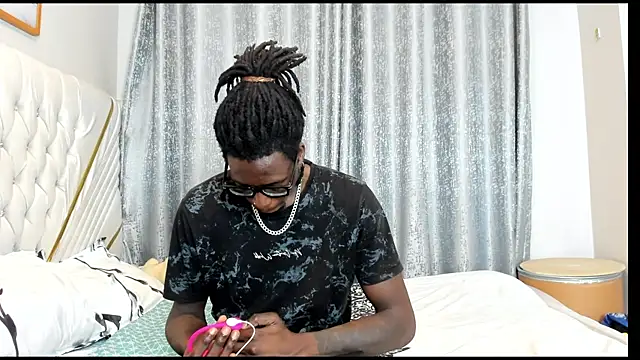 Charlies Angelz online show from June 29, 7:13 pm