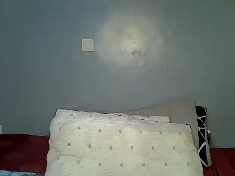 sexyjulie340 online show from July 14, 8:24 pm