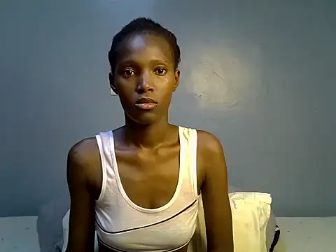 sexyjulie340 online show from June 7, 7:59 am