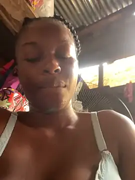 SassyPaulette online show from July 19, 3:58 pm