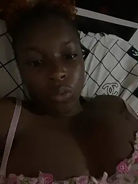 SassyPaulette online show from June 6, 9:04 am