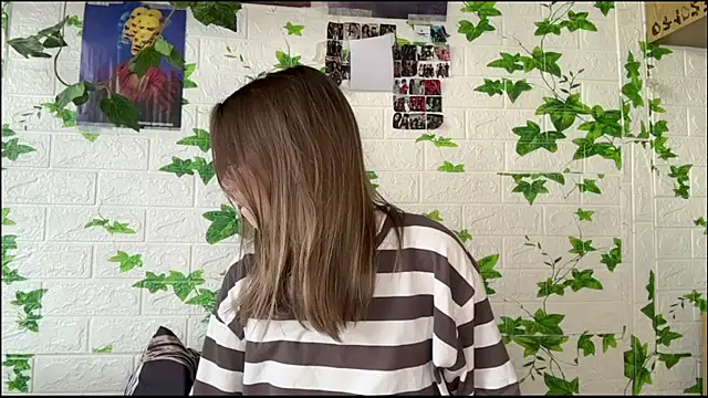 LisaPorse online show from May 22, 2:26 pm