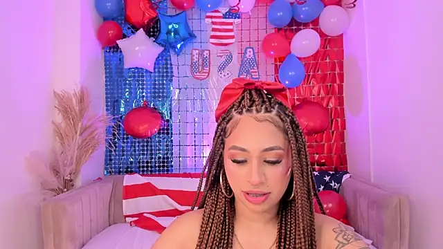 Nikki Rousmel online show from July 4, 3:19 pm