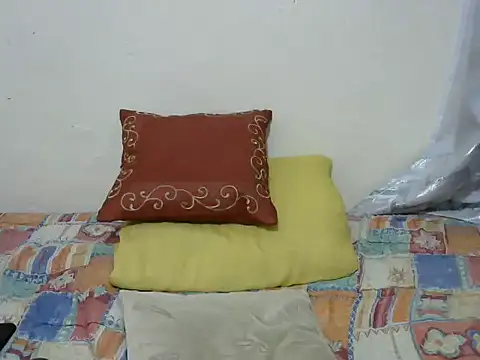 playfullnova online show from May 29, 2:09 am