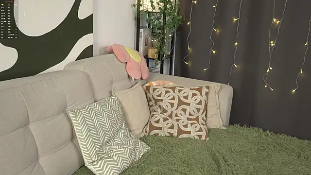 HaleyKoelling online show from May 28, 8:12 am