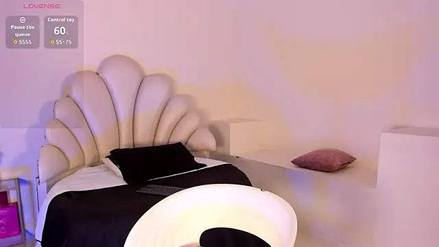 SelenaRogers online show from July 21, 9:26 pm