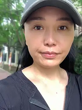 lylxili online show from May 28, 9:07 am