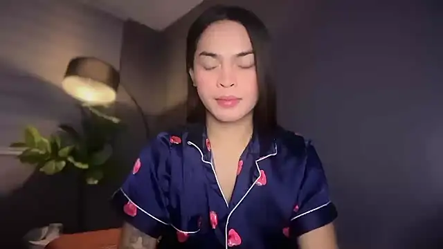 Amylaa online show from July 18, 9:28 pm