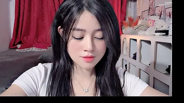 Bee-Cherry online show from May 31, 2:56 pm