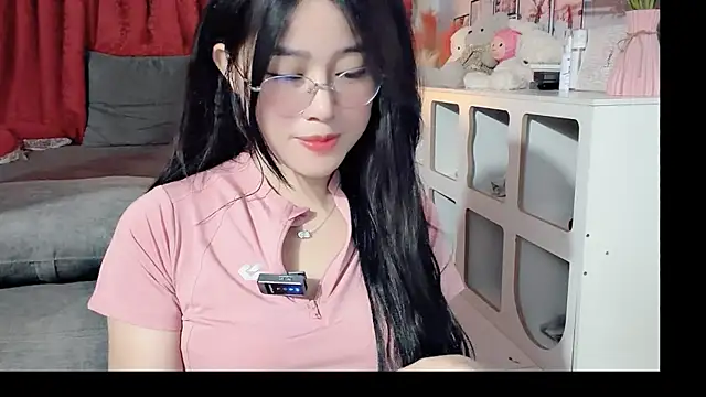 Bee-Cherry online show from May 26, 6:24 am