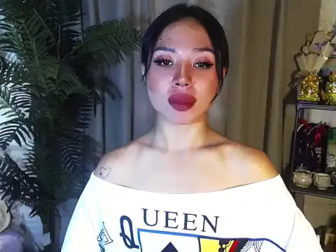 Super Hot BunnyXX online show from May 22, 3:32 pm