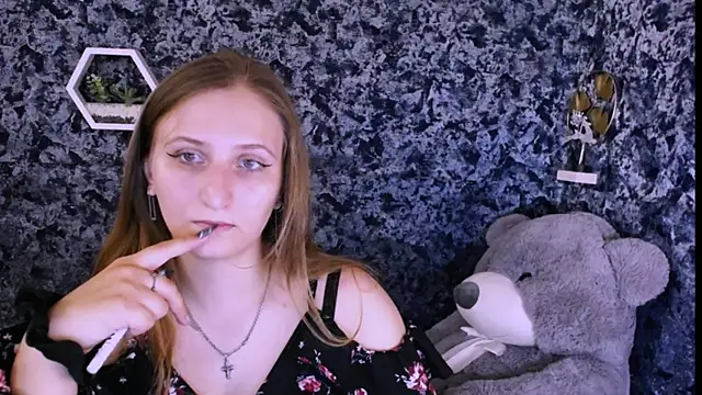 Jenny smille  online show from May 25, 8:02 am