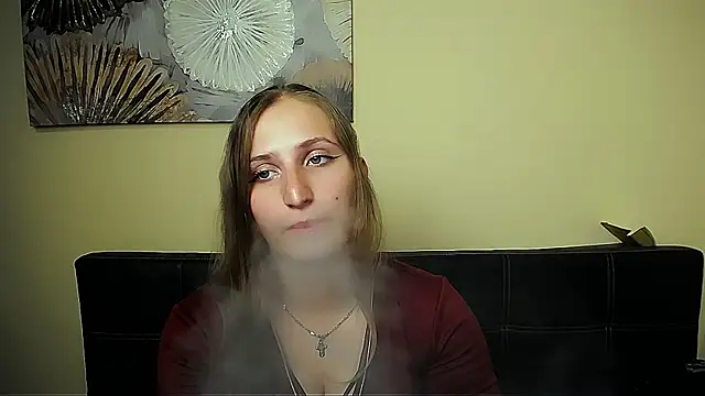 Jenny smille  online show from July 22, 5:30 am