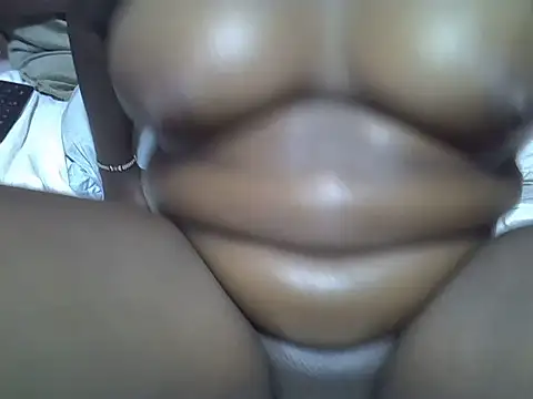 Horny-quen online show from July 15, 2:33 pm