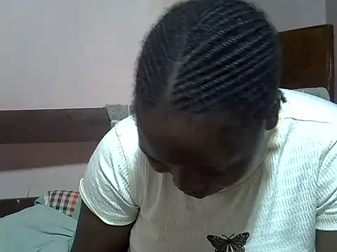 Horny-quen online show from July 16, 4:44 pm