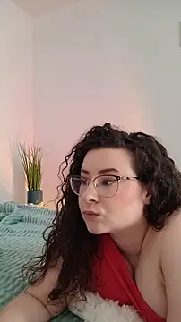 Elissa Floyd   online show from July 27, 10:23 am