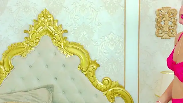 AnitaHeart online show from June 25, 8:32 pm
