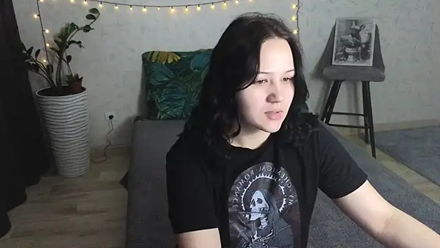 Tori cute online show from May 29, 12:41 am
