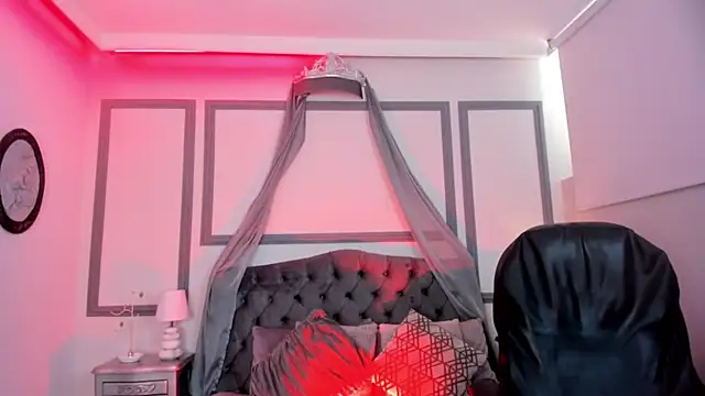 Sabrina Angel   online show from July 28, 1:54 pm