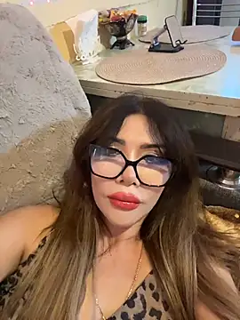 JessicaNichols  online show from July 28, 10:46 am