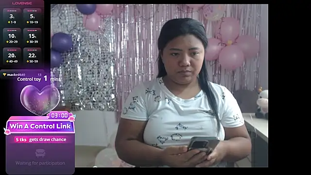 Ambber Smith online show from July 28, 2:13 pm