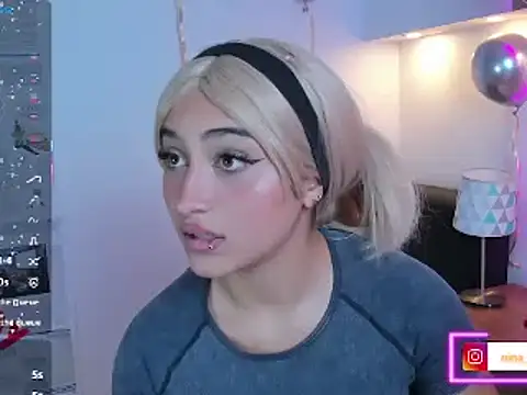 Nina-Mars online show from July 10, 11:48 pm