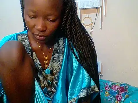 Shania loveer online show from May 26, 2:27 pm