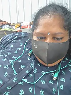 geetha431 online show from July 18, 6:32 pm