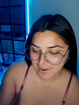 morena95  online show from June 7, 3:35 am