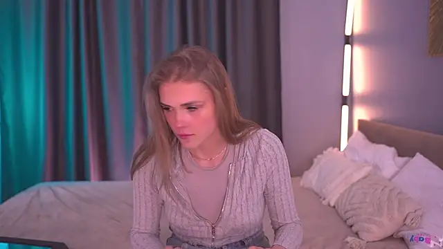 Ellizabethh online show from May 29, 3:10 pm