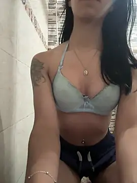 valentina9966 online show from July 16, 9:19 pm