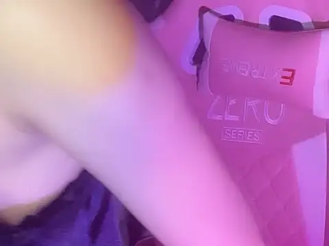 Uri sexy online show from June 17, 5:25 pm