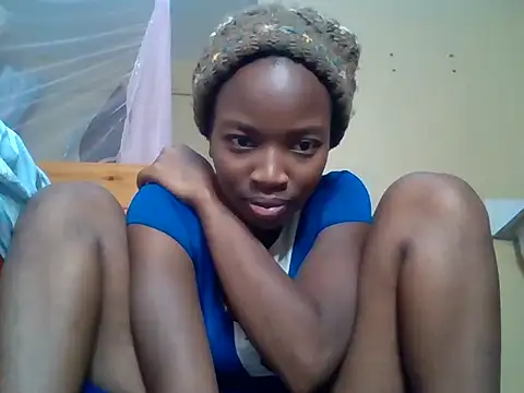aliana082169 online show from July 7, 1:14 pm