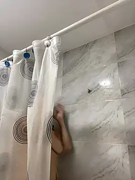 lulupiecitosamor online show from July 17, 1:48 pm