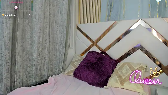 KaylaDavies online show from July 28, 6:20 pm