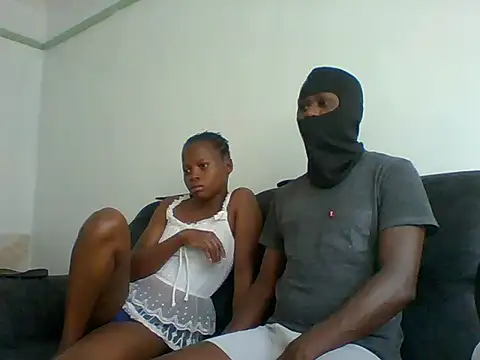 TonnyAmellia online show from June 1, 8:05 am