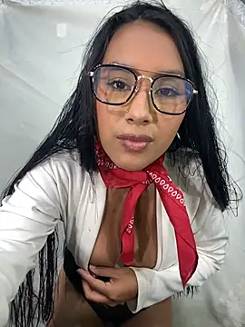 Nana-Benavides online show from May 28, 7:34 pm