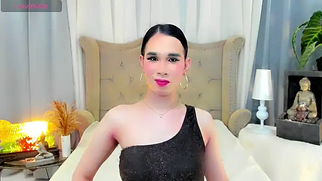 LexiLoreOnTop online show from July 21, 6:30 pm