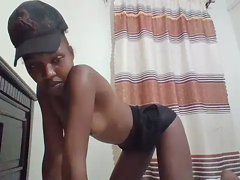 ebonysylvia online show from May 26, 10:09 pm