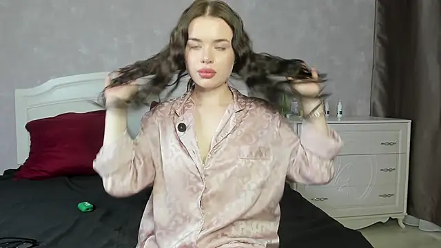 adele cox online show from June 2, 10:49 am