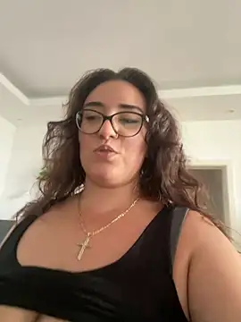 CurvyyMomy online show from July 17, 11:25 am