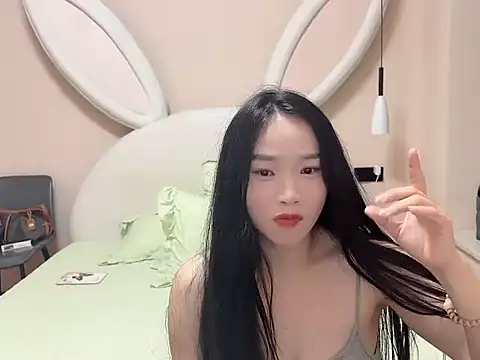 cro-J online show from May 25, 3:44 pm