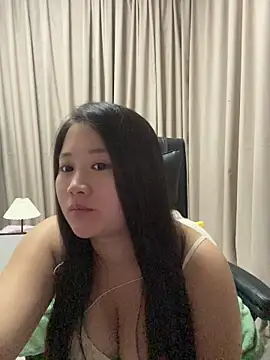 Luckysisi-s online show from July 29, 1:00 pm