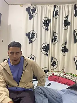 jhuan99 online show from July 28, 3:48 am